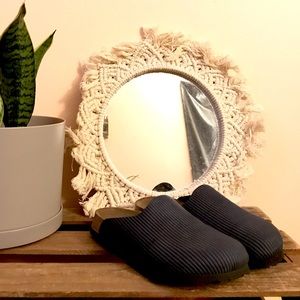 Birkenstock’s birkies navy corduroy clogs size 7
